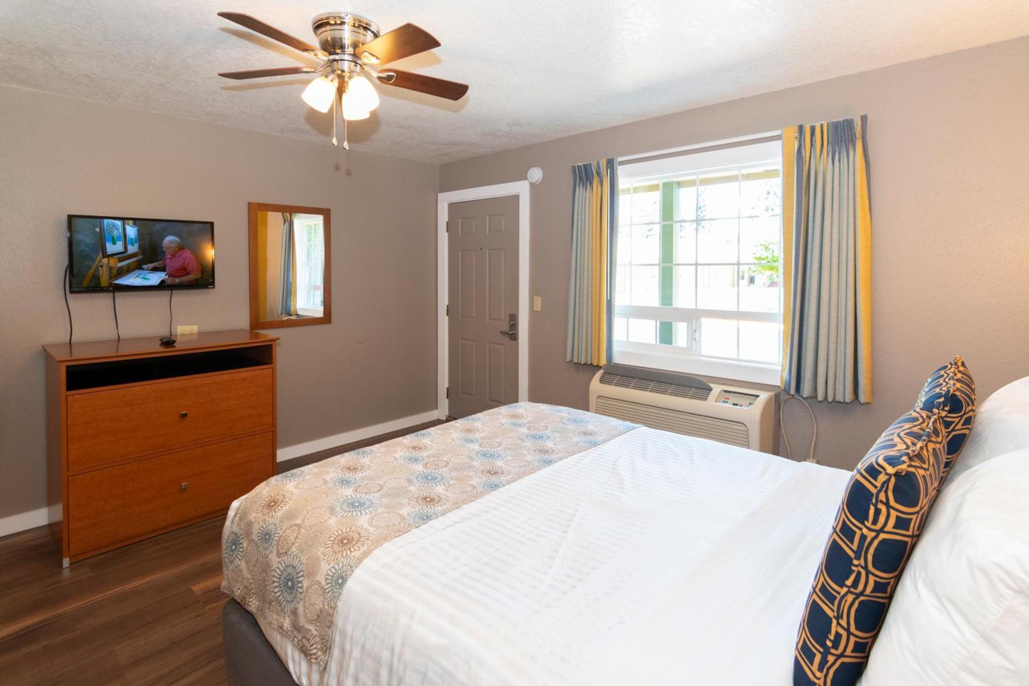 Nordic Inn And Suites Портланд Екстериор снимка