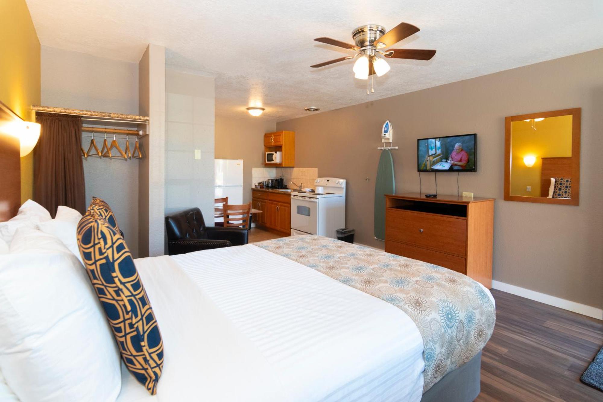 Nordic Inn And Suites Портланд Екстериор снимка