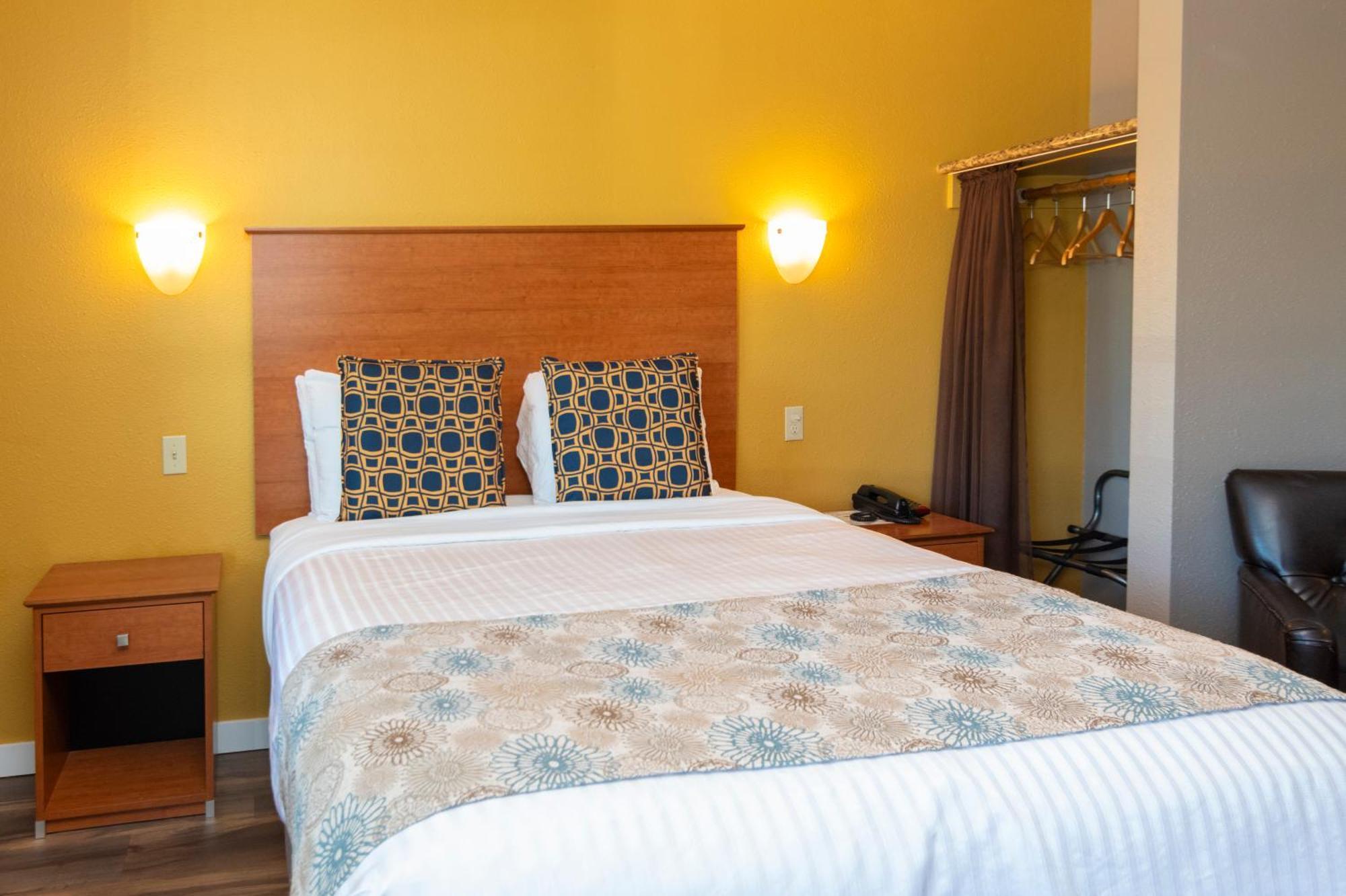 Nordic Inn And Suites Портланд Екстериор снимка