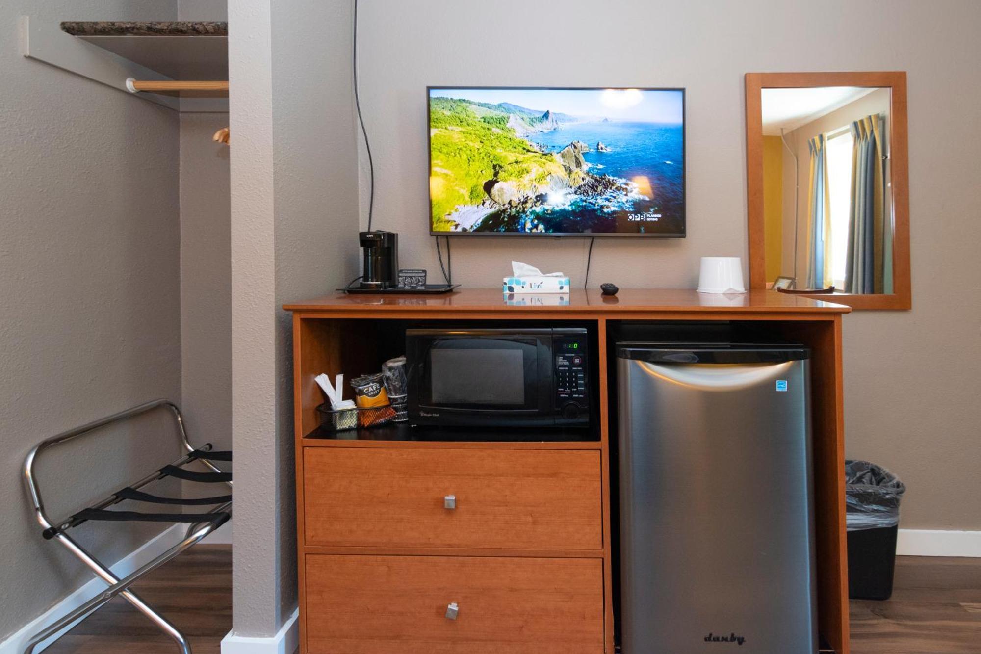 Nordic Inn And Suites Портланд Екстериор снимка