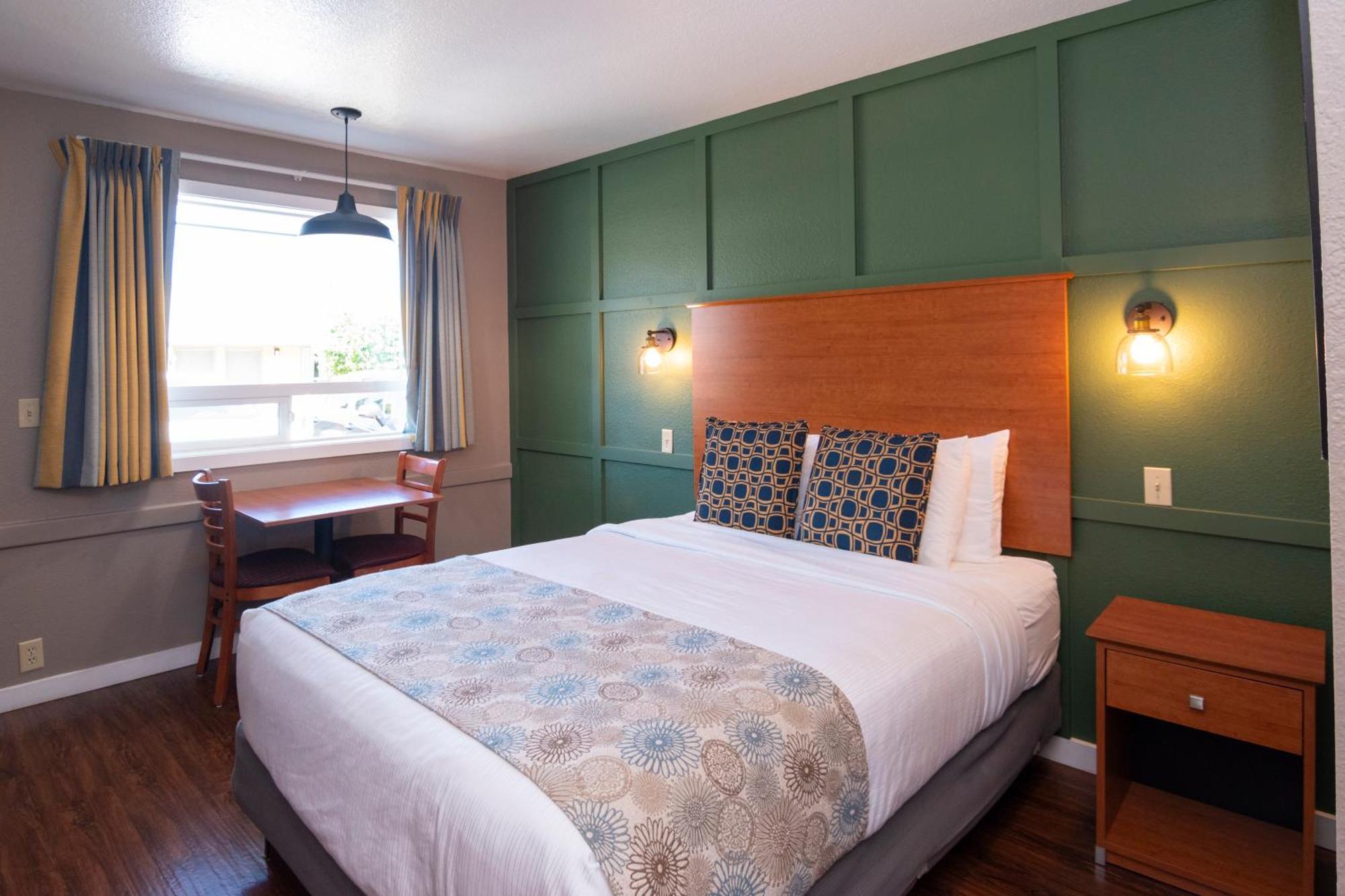 Nordic Inn And Suites Портланд Екстериор снимка