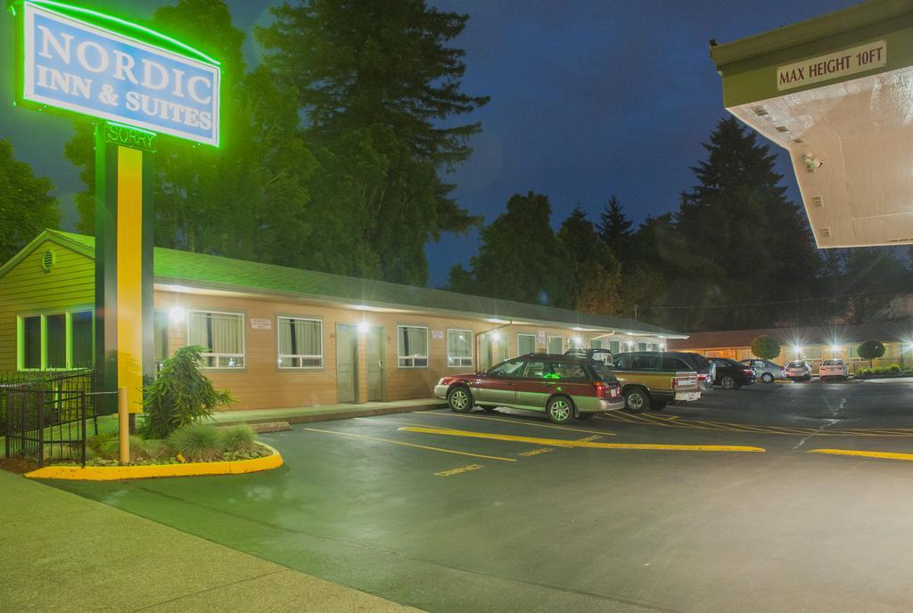 Nordic Inn And Suites Портланд Екстериор снимка