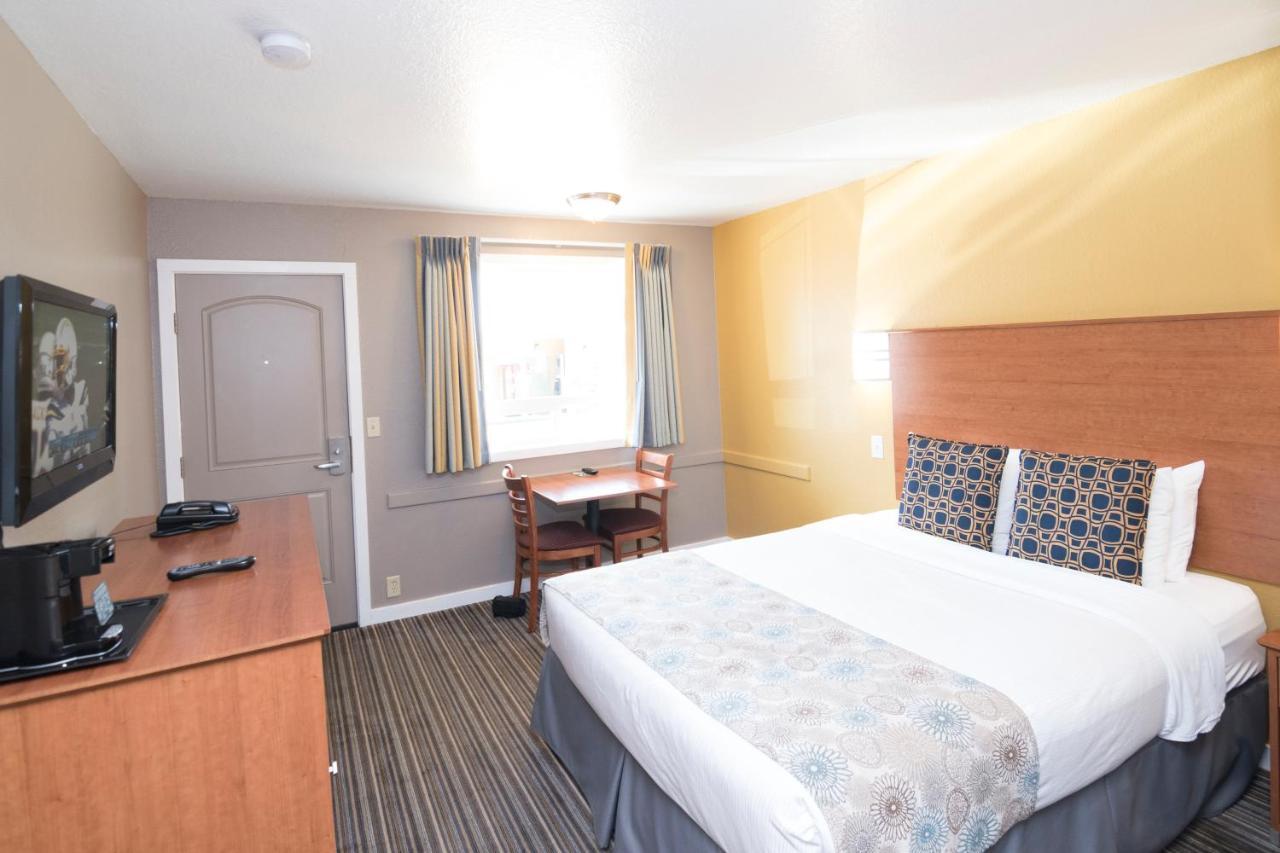 Nordic Inn And Suites Портланд Екстериор снимка